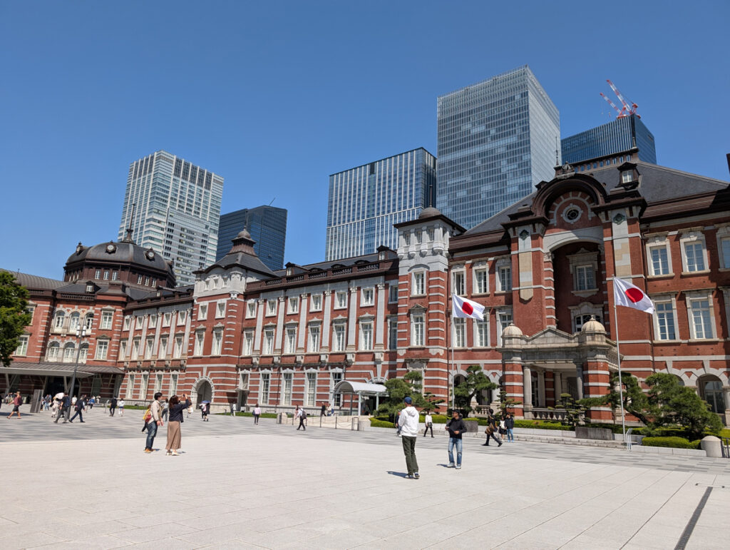 東京駅(丸の内)からスタート