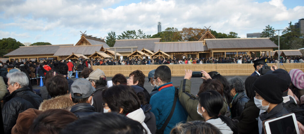 国民の間に共通の連帯感や安心感をもたらす役割