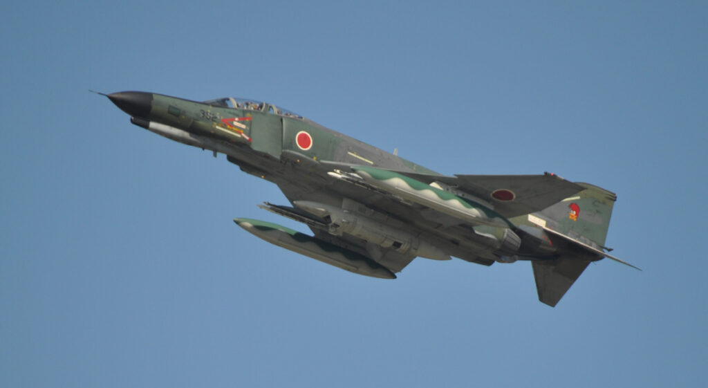 いよいよテイクオフ。あたかもワシが飛び立つ姿。