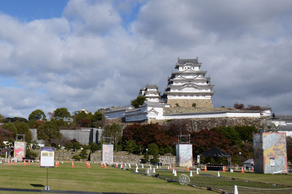 ◆姫路城：通称「白鷺城」