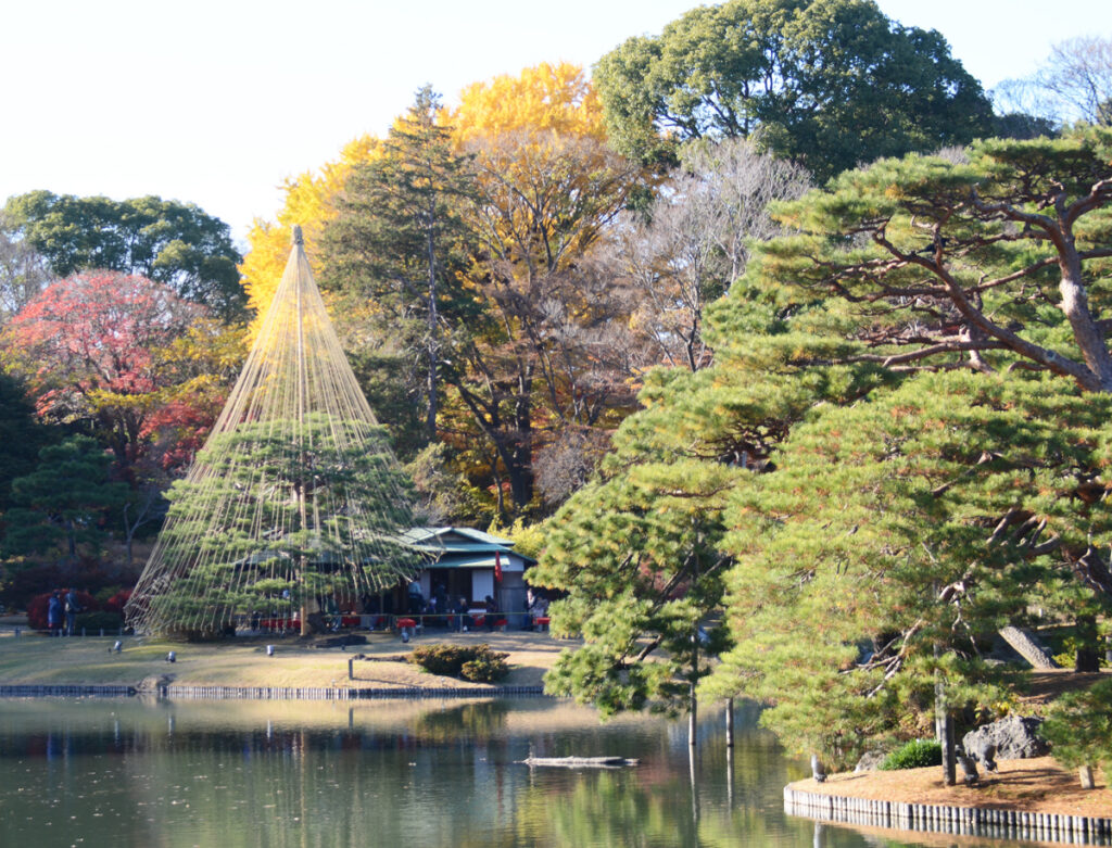 六義園
